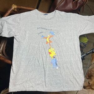 VTG 90s Disney Winnie the Pooh Tigger Piglet Eeyore Friends Graphic T Shirt